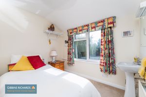 Bedroom- click for photo gallery